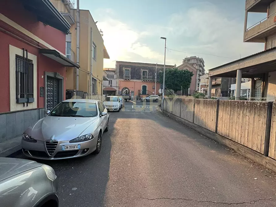 Immagine 9 di Garage in vendita  in Via Moncada 1 a Sant'agata Li Battiati