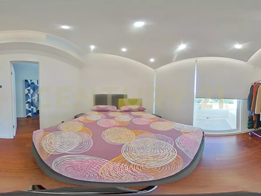 Immagine 106 di Villa in vendita  in SS284 a Adrano