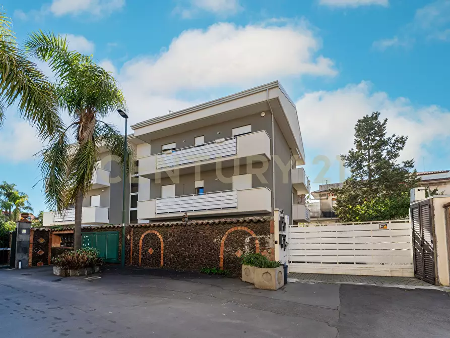 Immagine 1 di Quadrilocale in vendita  in Vicolo  Aurora 8 a Tremestieri Etneo