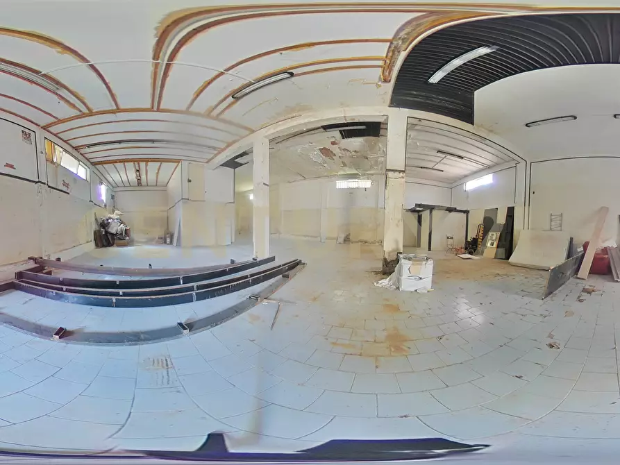 Immagine 7 di Garage in vendita  in Via Antonio de Curtis 27 a Misterbianco