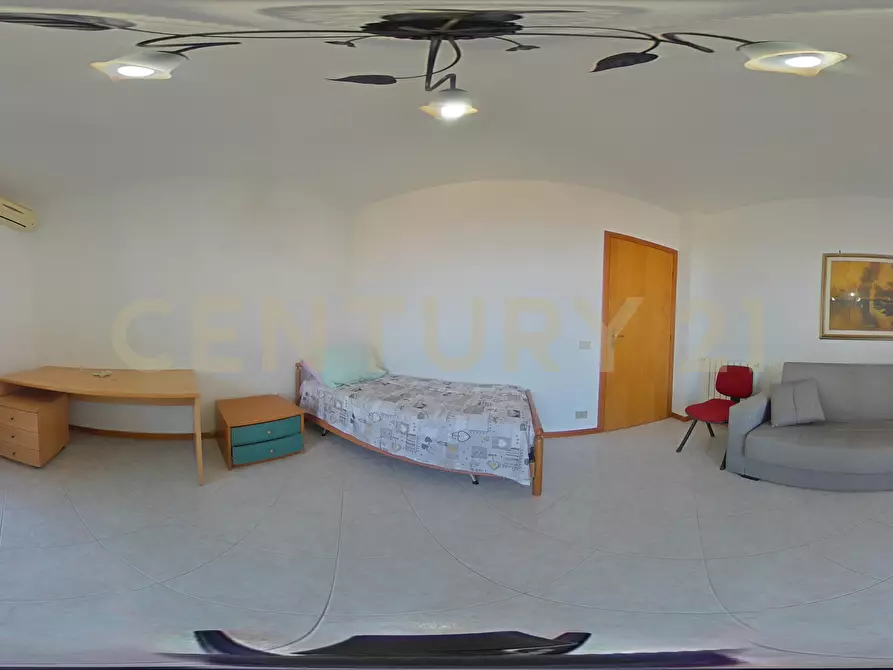 Immagine 10 di Casa indipendente in vendita  in Via Vampolieri 34m a Aci Catena