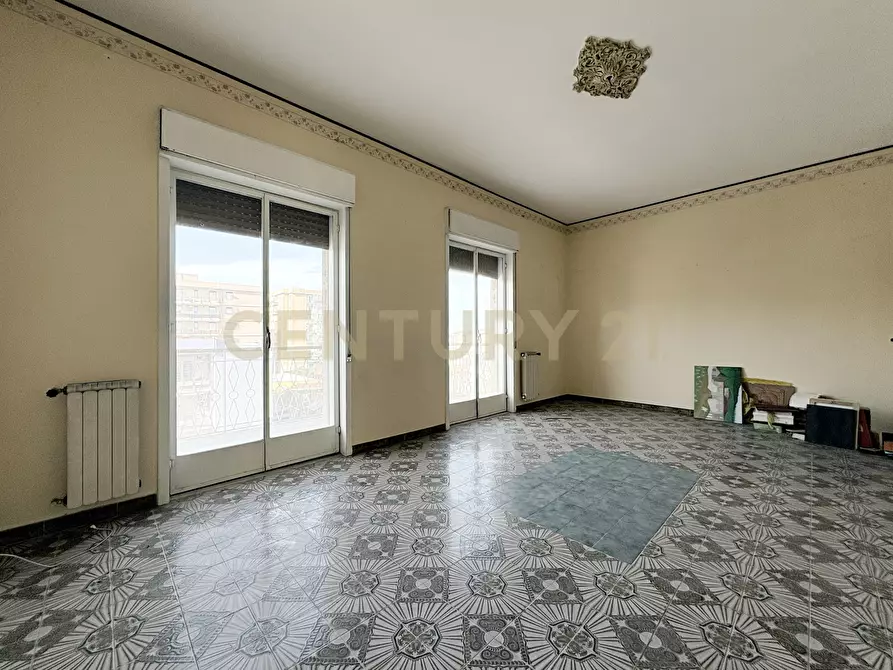 Immagine 3 di Pentalocale in vendita  in Via Salvatore Monteforte 18 a Siracusa