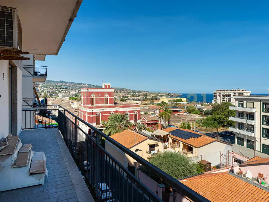 Immagine 34 di Pentalocale in vendita  in Via Messina 523 a Catania