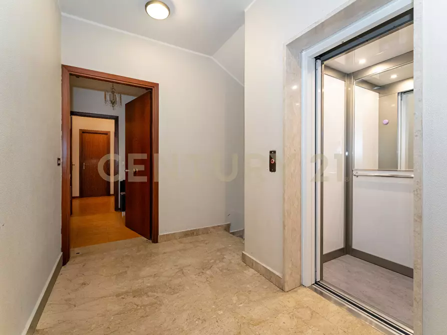 Immagine 8 di Quadrilocale in vendita  in VIA FISICARA 23 a Caltagirone