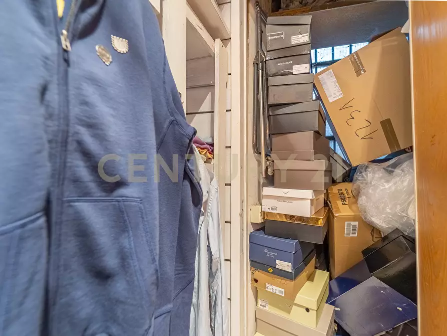 Immagine 10 di Attività commerciale in vendita  in Viale Liegi 49 a Roma