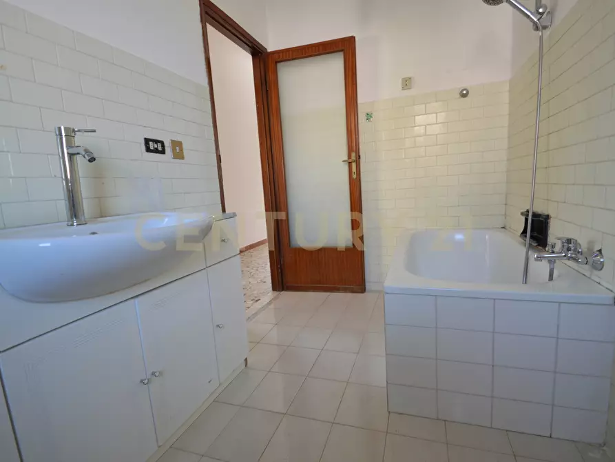 Immagine 18 di Trilocale in vendita  a Grosseto