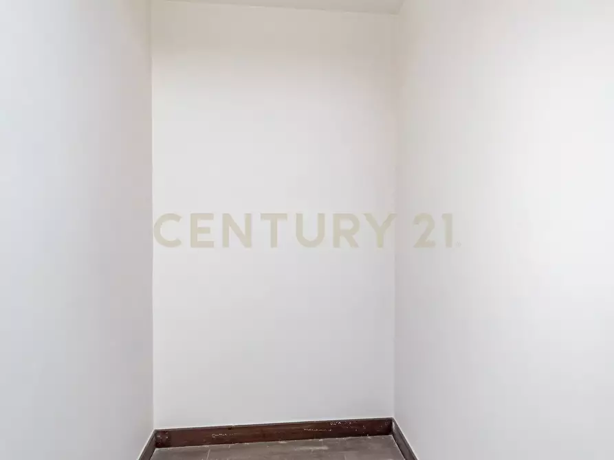 Immagine 65 di Pentalocale in vendita  in Via Lorenzo Maddem 67 a Acireale