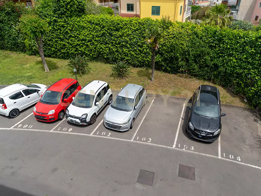 Immagine 24 di Quadrilocale in vendita  in Viale Giuseppe Lainò 7 a Catania
