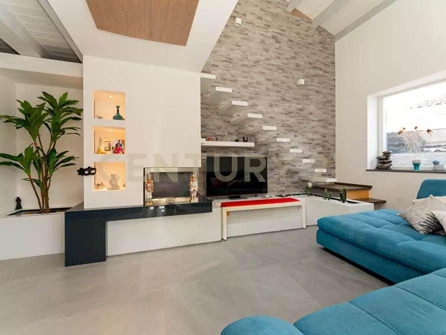 Immagine 28 di Villa in vendita  in Via Immacolata a Catania