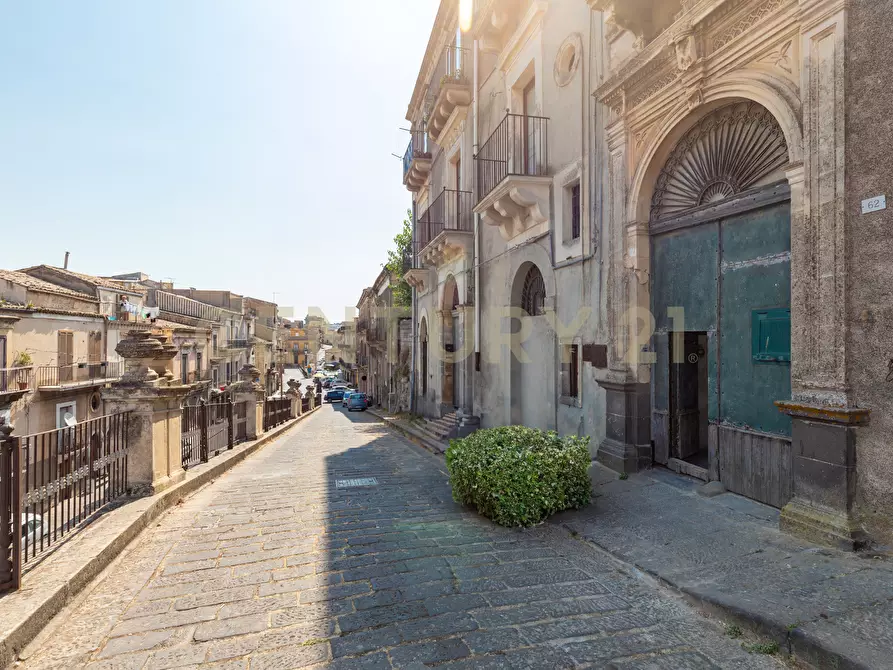 Immagine 27 di Casa indipendente in vendita  in Via Roma 68 a Vizzini