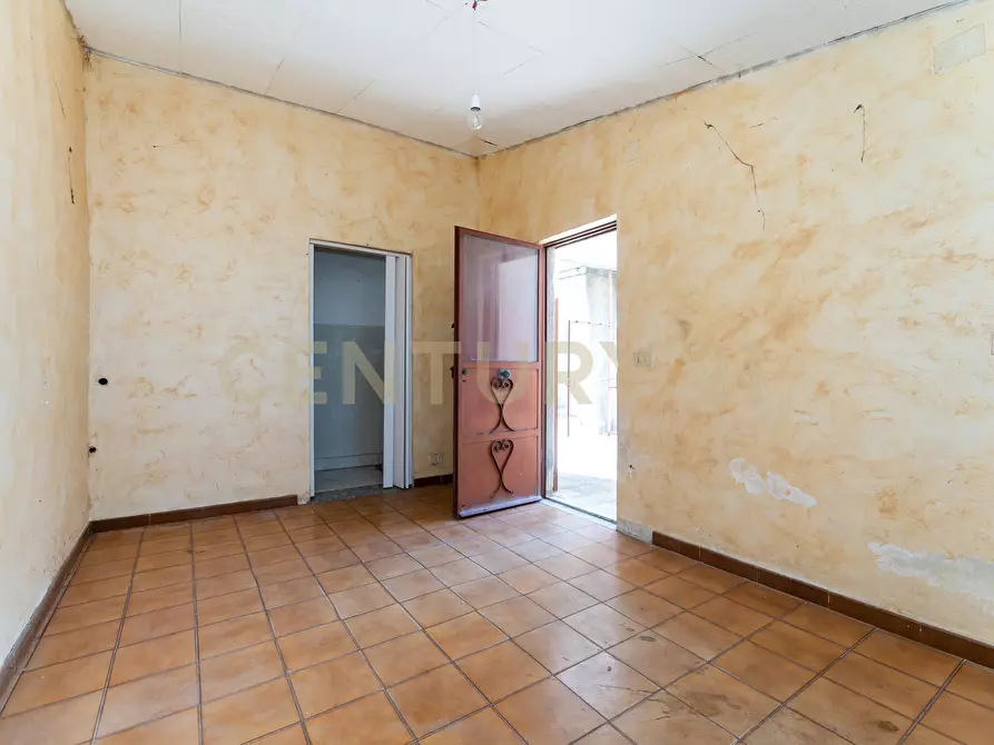 Immagine 43 di Quadrilocale in vendita  in Stradale Cravone 105 a Catania