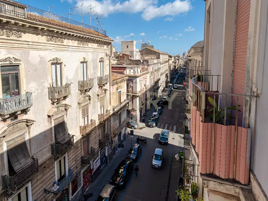 Immagine 19 di Pentalocale in vendita  in Via Giuseppe Garibaldi 179 a Catania