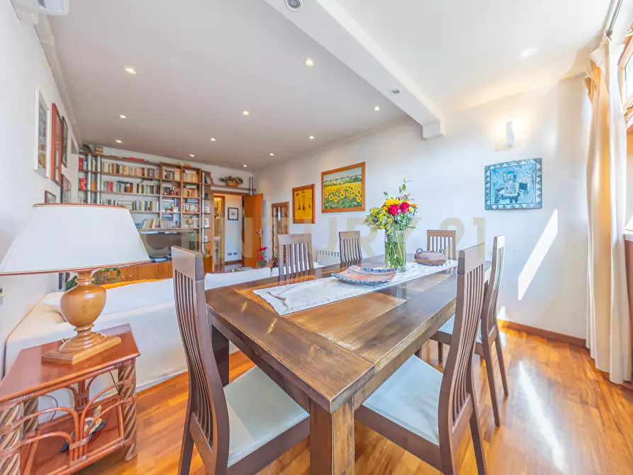 Immagine 6 di Trilocale in vendita  in Via Paolo Barison 14 a Roma