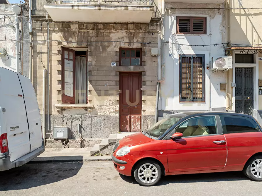 Immagine 3 di Quadrilocale in vendita  in Via Timoleone 113 a Catania