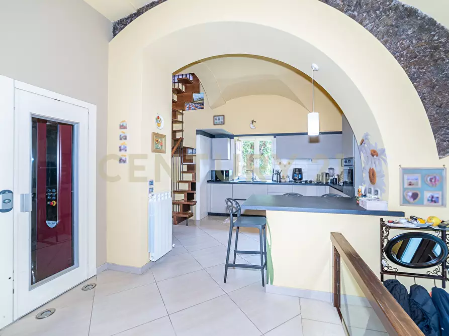 Immagine 15 di Villa in vendita  in Via Scalilla 42 a Catania