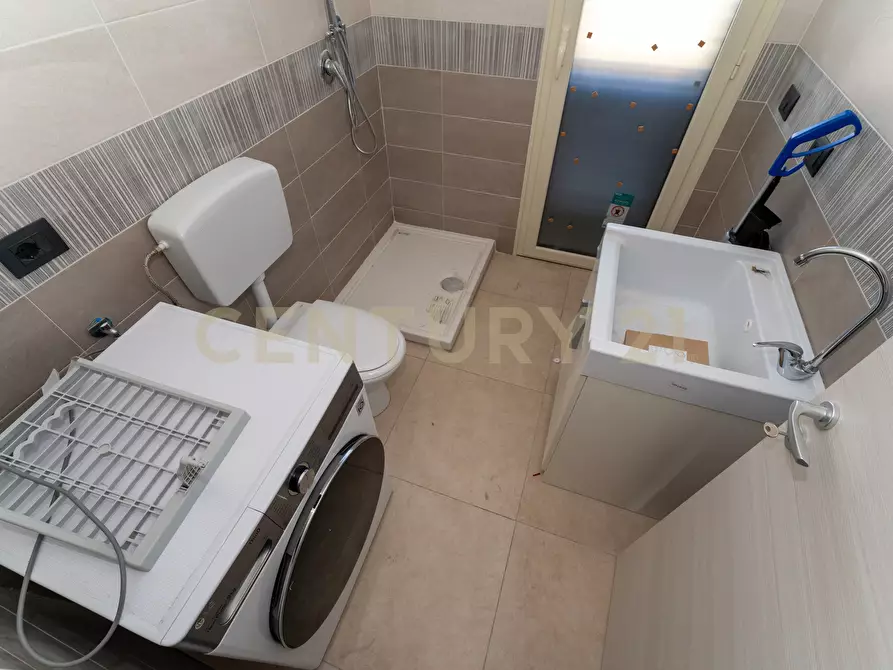 Immagine 45 di Quadrilocale in vendita  in Via Turati 13 a Belpasso