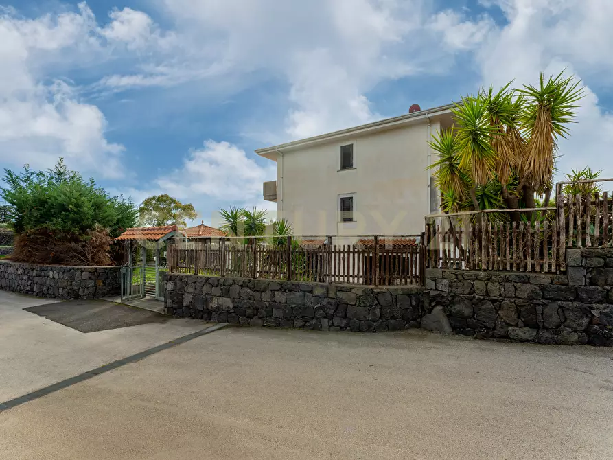 Immagine 83 di Villa in vendita  in Via Porto Marretti 17 a Mascalucia