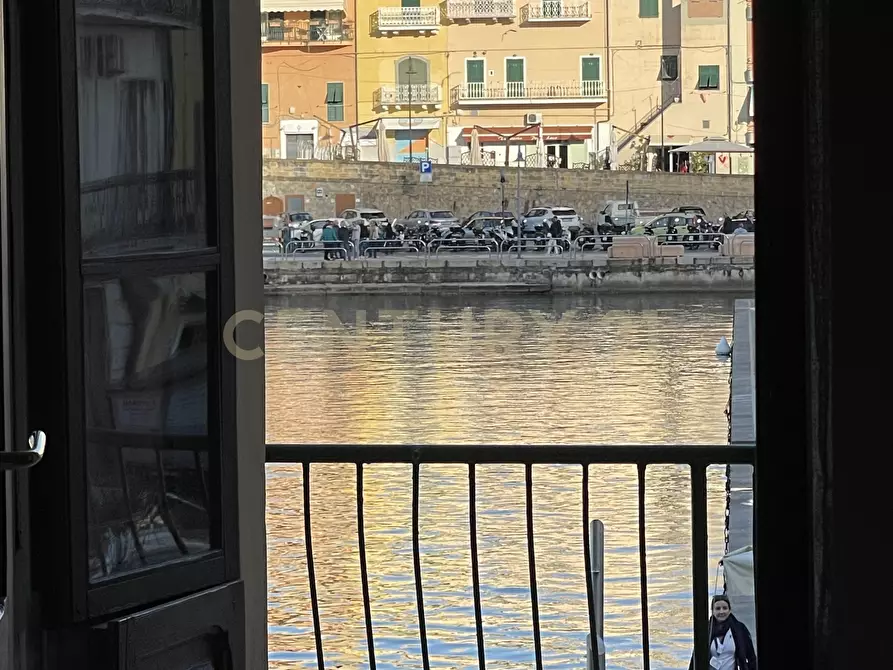 Immagine 22 di Trilocale in vendita  in Via del Molo 4 a Monte Argentario