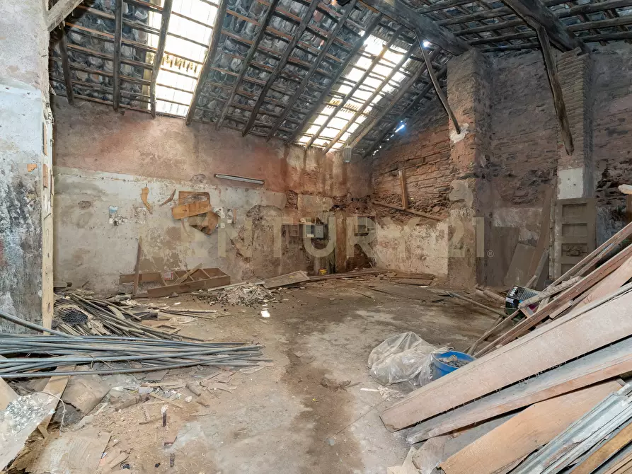 Immagine 22 di Casa indipendente in vendita  in Via Ittar 24 a Catania