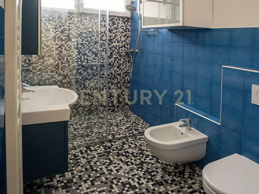 Immagine 40 di Pentalocale in vendita  in Via Umberto Maddalena 1 a Verona