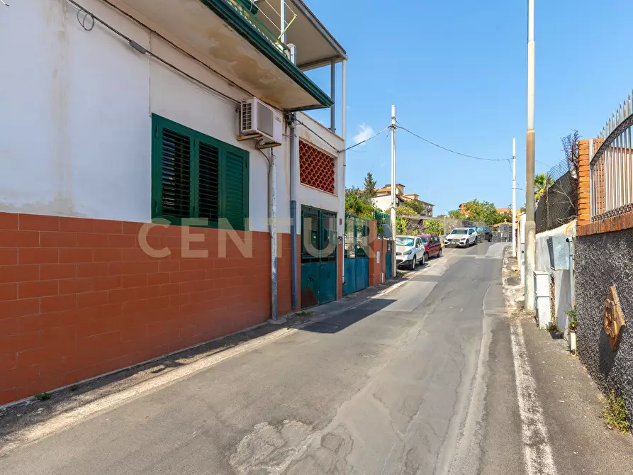 Immagine 10 di Trilocale in vendita  in Via Aquila 22 a Catania