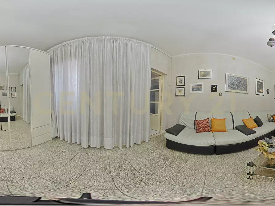 Immagine 47 di Bilocale in vendita  in Via Mirko 12 a Catania