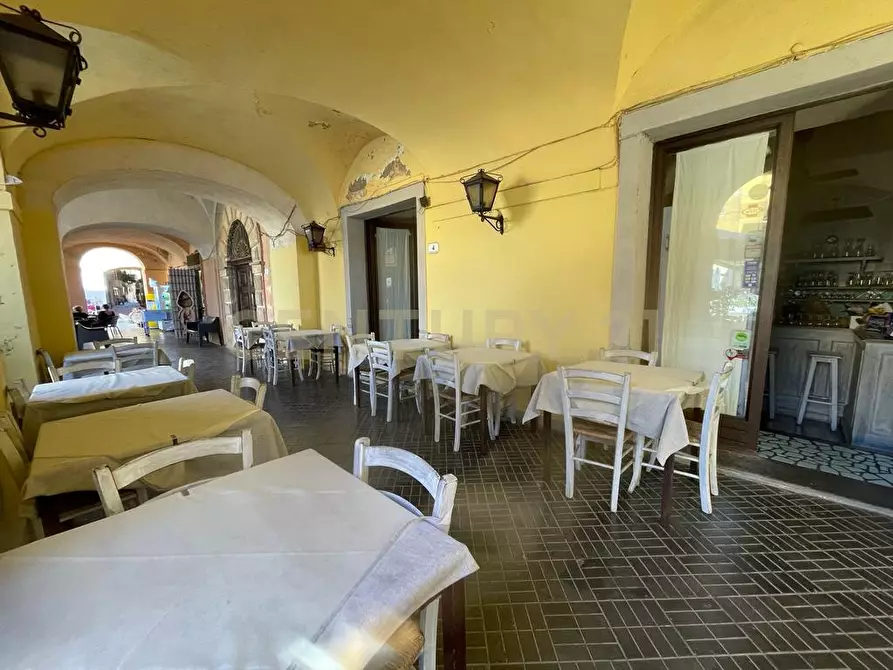 Immagine 10 di Bar / Ristorante in vendita  in piazza eroi dei due mondi 4/5 a Orbetello