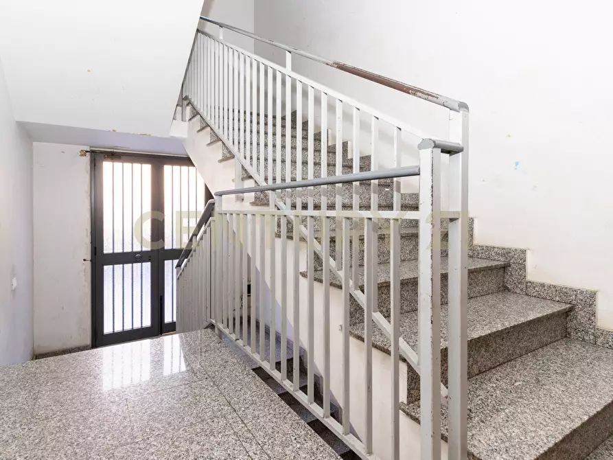 Immagine 5 di Pentalocale in vendita  in Via Antonio de Curtis 27 a Misterbianco