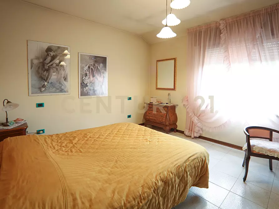 Immagine 38 di Pentalocale in vendita  in Via Giuseppe Garibaldi 5 a Casaleone