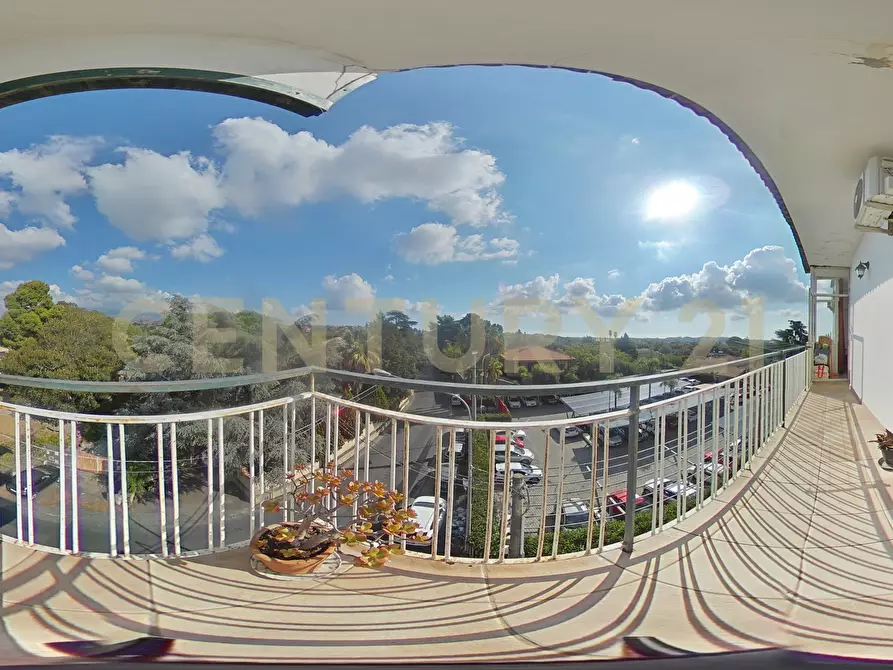 Immagine 37 di Trilocale in vendita  in Via per Aci Bonaccorsi 26 a San Giovanni La Punta