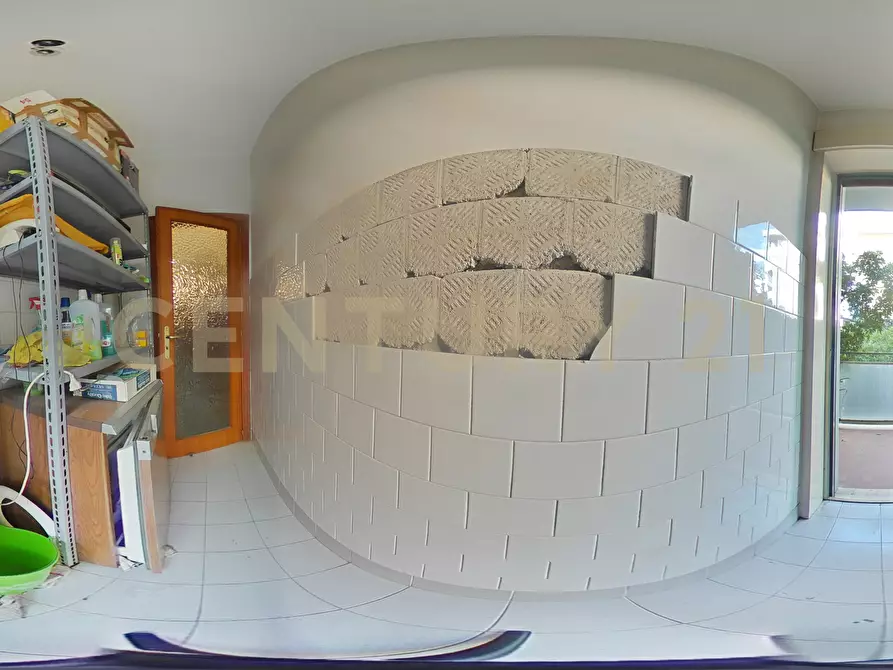 Immagine 52 di Pentalocale in vendita  in Via Convento del Carmine 5 a Tremestieri Etneo