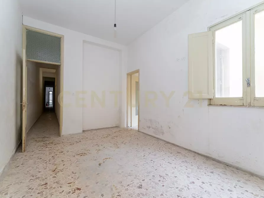 Immagine 38 di Pentalocale in vendita  in Via Principe Umberto 397 a Augusta