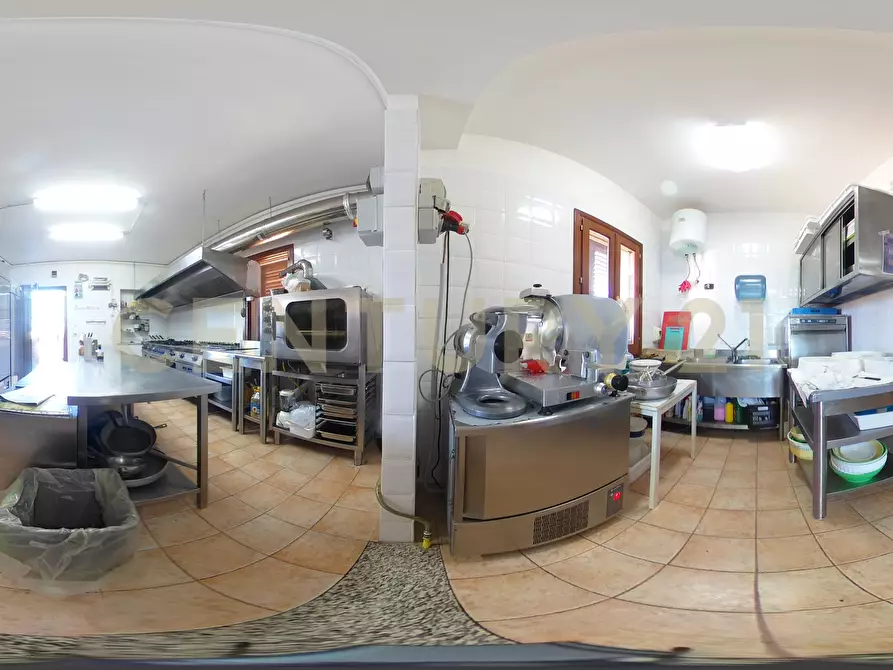 Immagine 77 di Bar / Ristorante in vendita  in Via Del Mare SNC a Augusta