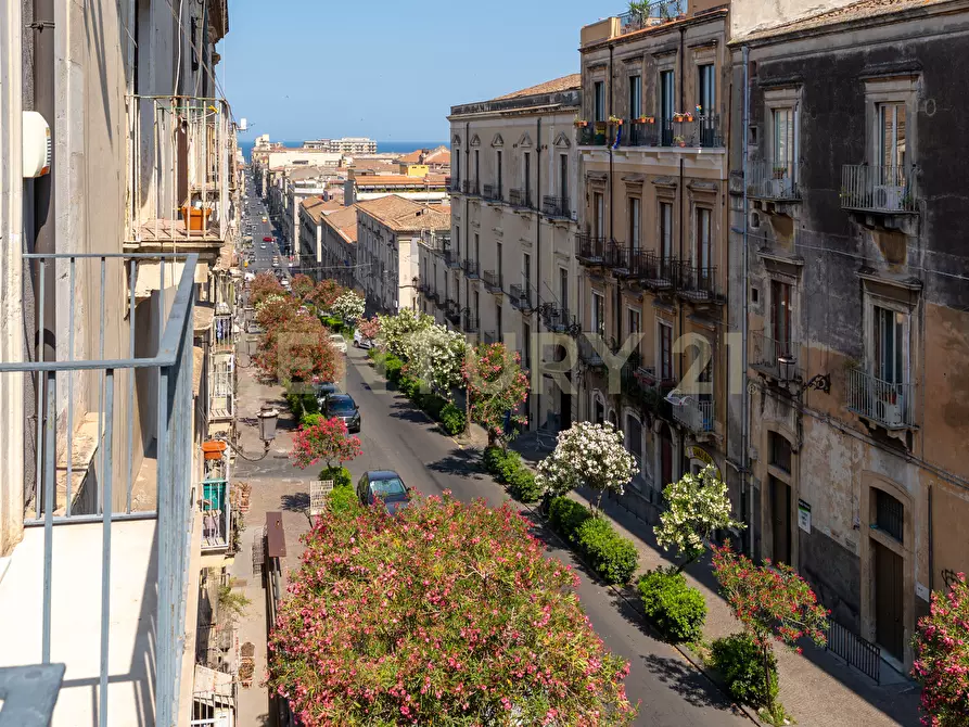 Immagine 27 di Appartamento in vendita  in Via Antonino di Sangiuliano 298 a Catania