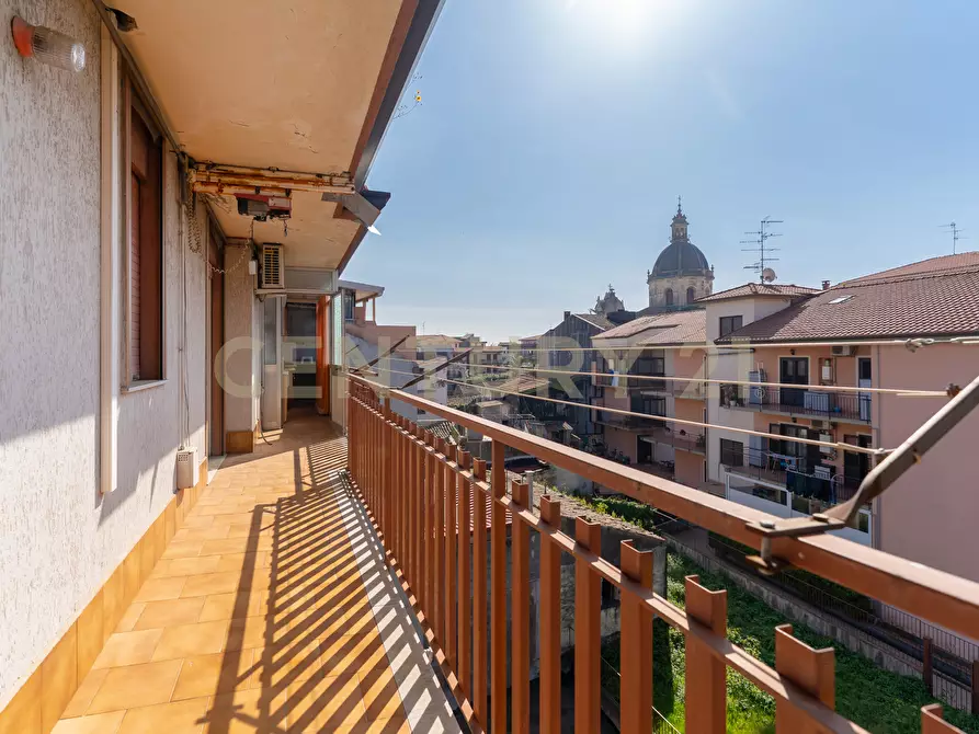 Immagine 51 di Attico in vendita  in Via Finocchiari 12 a Aci Catena