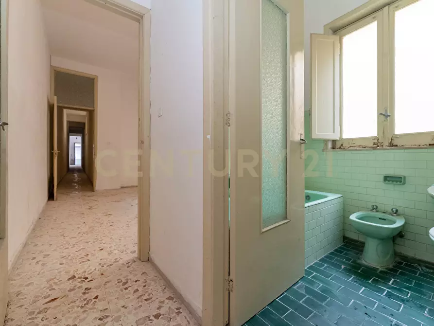 Immagine 39 di Pentalocale in vendita  in Via Principe Umberto 397 a Augusta