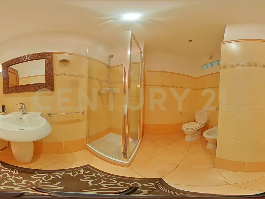 Immagine 114 di Villa in vendita  in Via Alcaloro Petrone 47 a Viagrande