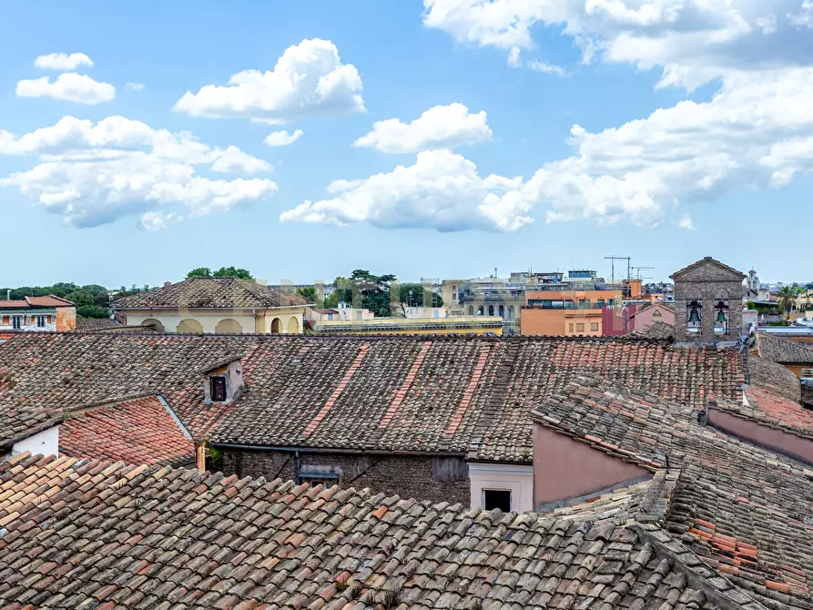Immagine 36 di Quadrilocale in vendita  in Via dell'Olmata 30 a Roma
