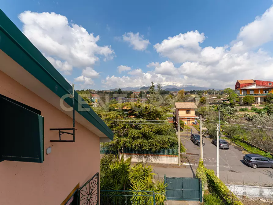 Immagine 49 di Casa bifamiliare in vendita  in Via Benedetto Croce 6 a Pedara