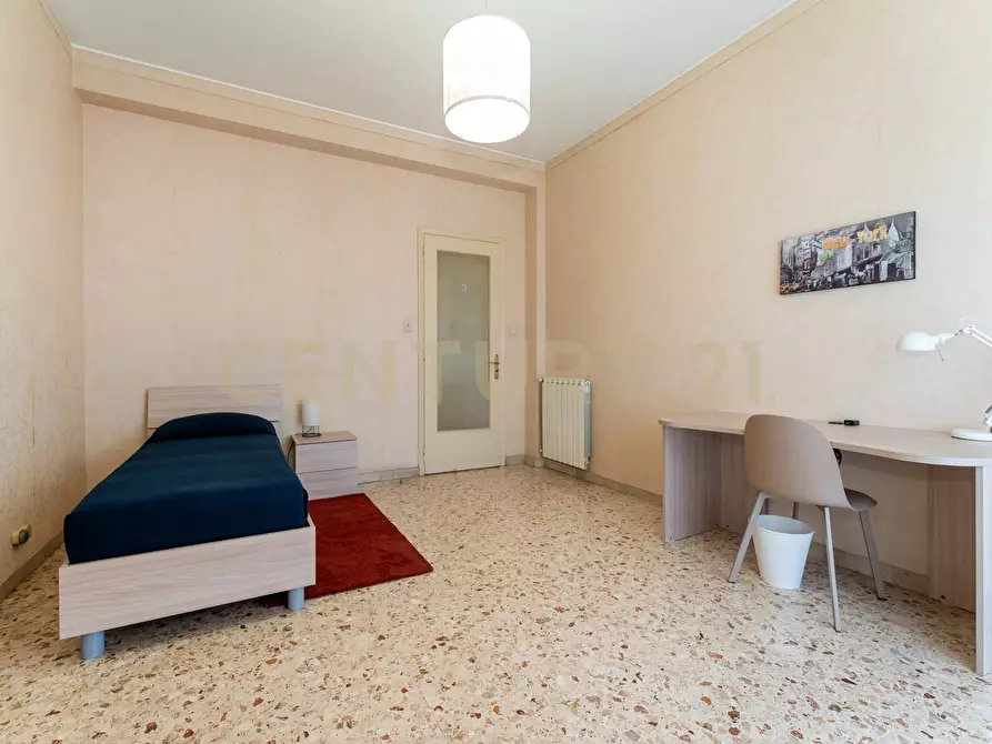 Immagine 40 di Stanza singola in affitto  in Via Matteo Renato Imbriani 181 a Catania