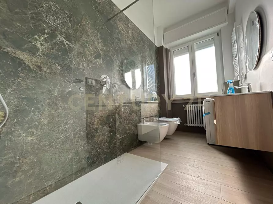 Immagine 12 di Quadrilocale in vendita  in Via Merano 9 a Verona