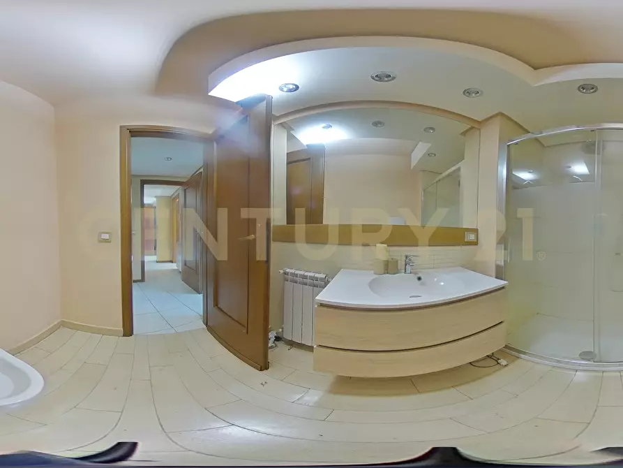 Immagine 62 di Appartamento in vendita  in Viale Giuseppe Lainò 5 a Catania