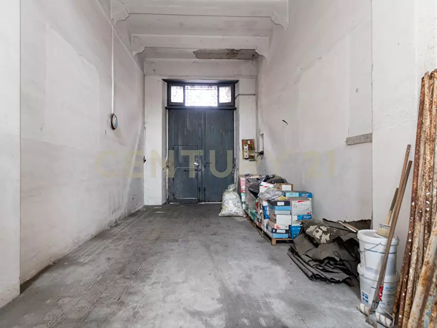 Immagine 6 di Pentalocale in vendita  in Via Lorenzo Maddem 67 a Acireale