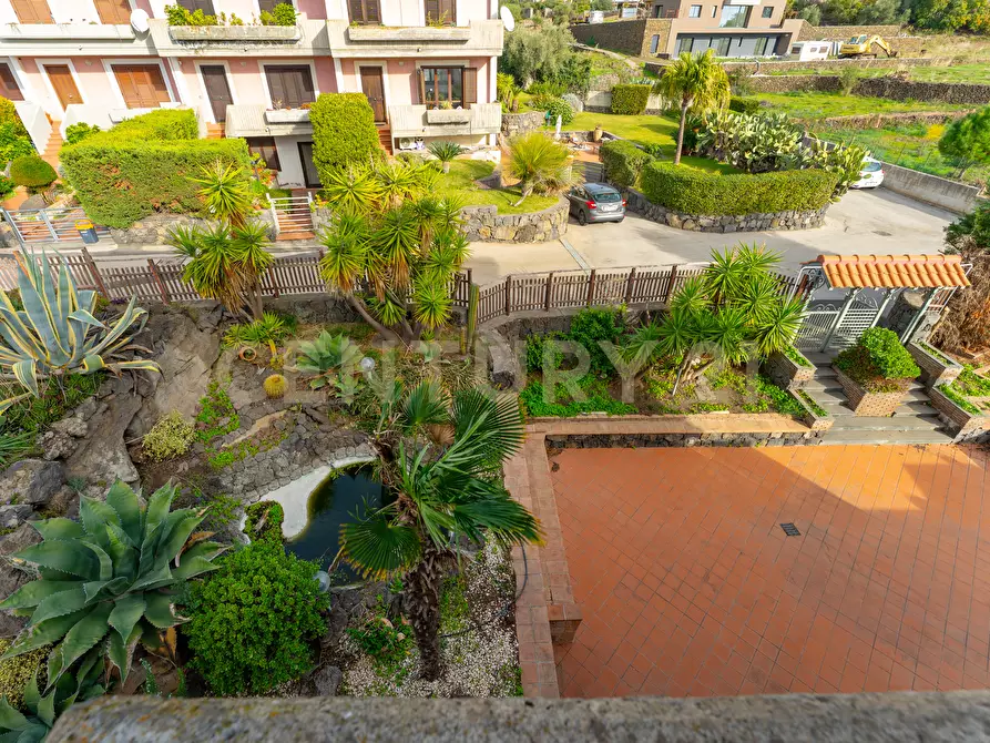 Immagine 30 di Villa in vendita  in Via Porto Marretti 17 a Mascalucia