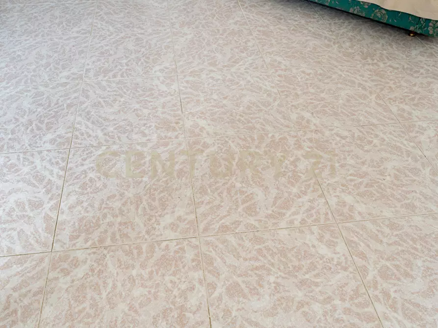 Immagine 15 di Pentalocale in vendita  in Via Federico de Roberto 66 a Augusta