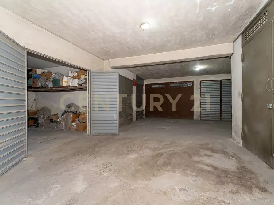 Immagine 27 di Appartamento in vendita  in Via Guglielmo Marconi 36 a Valverde