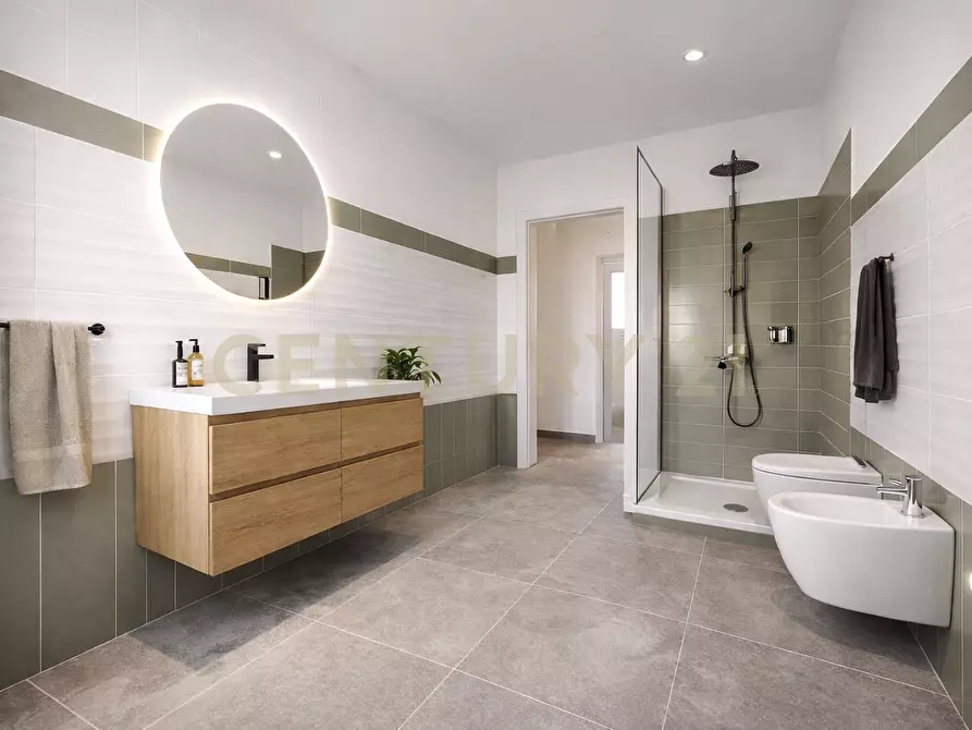 Immagine 3 di Casa trifamiliare in vendita  in Via Basento 4 a Aprilia