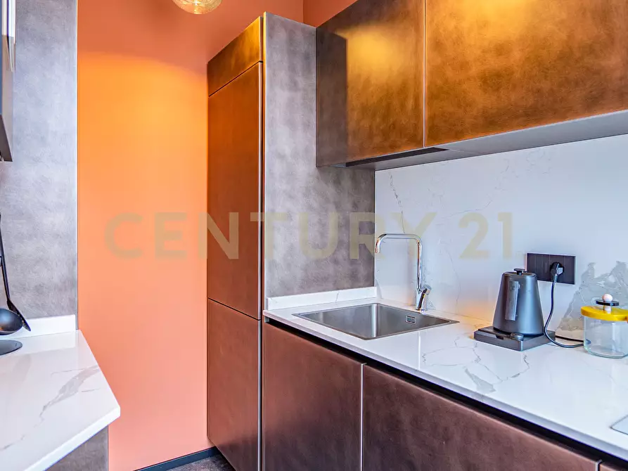 Immagine 10 di Trilocale in vendita  in Via dell'Olmata 30 a Roma