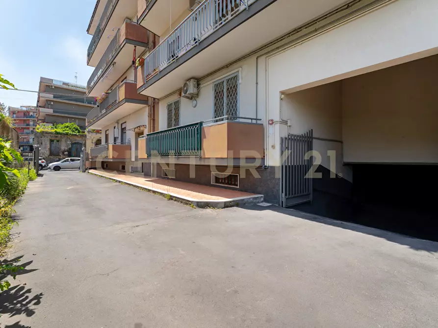 Immagine 7 di Quadrilocale in vendita  in Via Croce 72 a Aci Catena