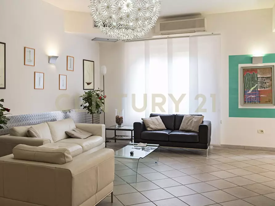 Immagine 29 di Palazzo in vendita  in Via Cavour 2 a Castiglione Della Pescaia